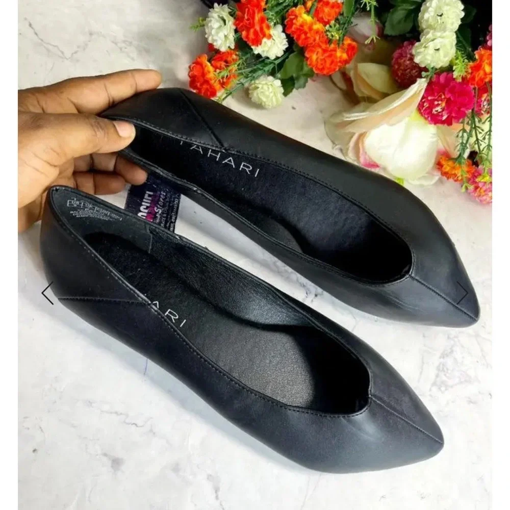 TAHARI Classic Black Women's Flat Shoes sz8/5‎